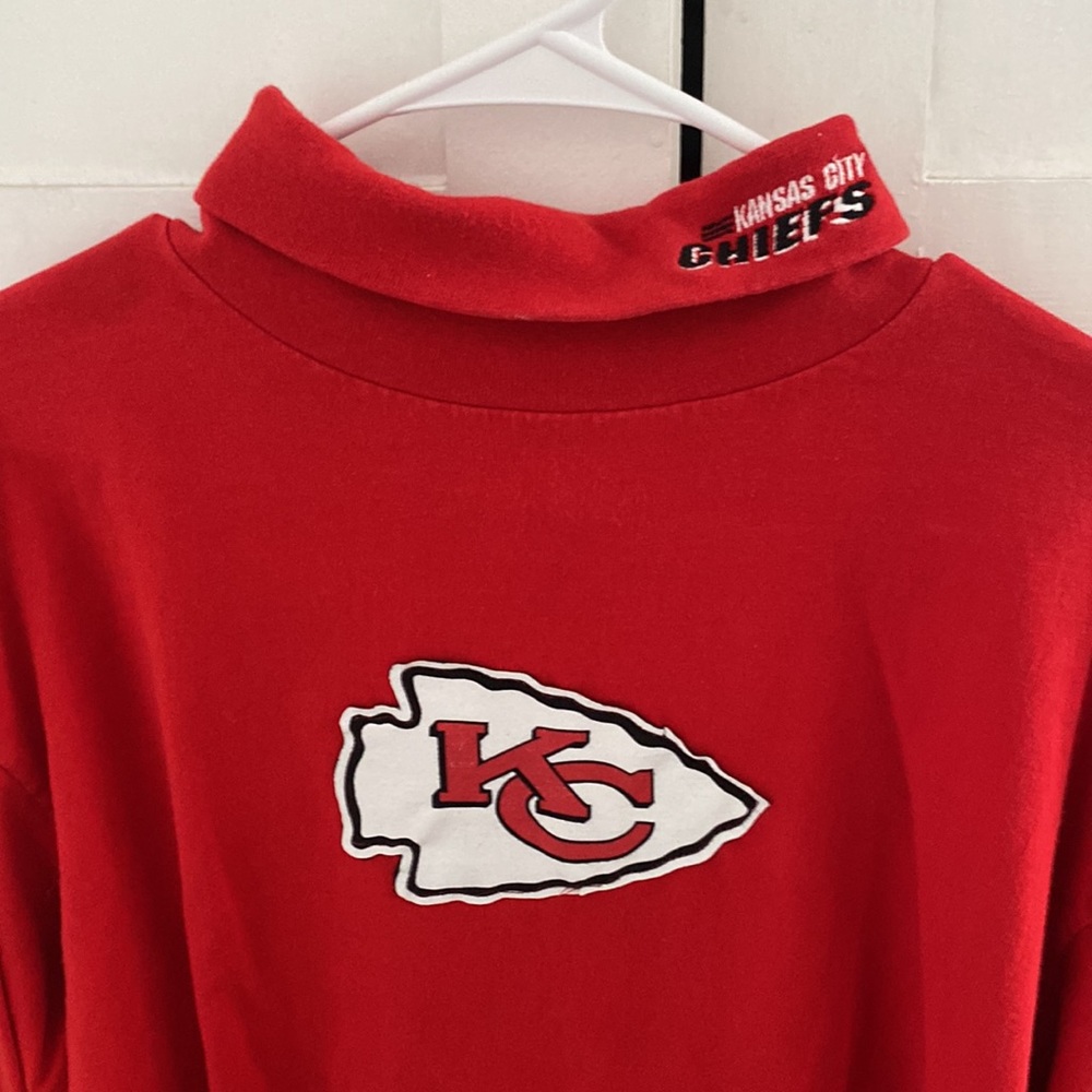 Red Kansas City cheif s cropped red long sleeve turtleneck - Picture 2 of 5